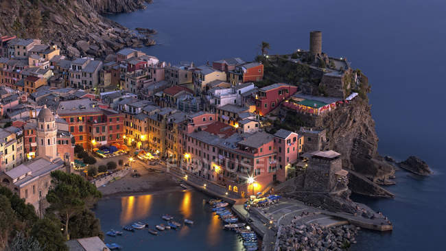 Vernazza, Cinque Terre, Italia, di notte — Foto stock