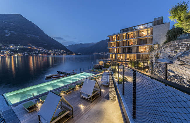 Hotel Il Sereno, Torno, Lago de Como, Lombardía, Italia, Europa - foto de stock