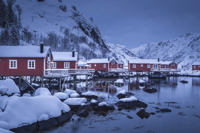 Nusfjord, Lofoten Island, Noruega, Europa - foto de stock
