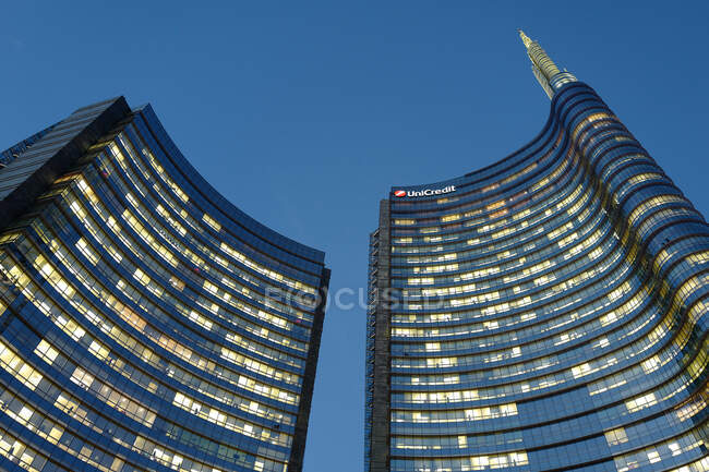 Torre UniCredit Bank, Praça Piazza Gae Aulenti, Milão, Lombardia, Itália, Europa — Fotografia de Stock