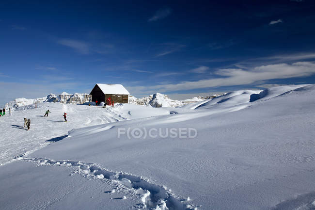 Hut, Dolomiti di Brenta, Madonna di Campiglio, Trentino Alto Adige, Itália — Fotografia de Stock