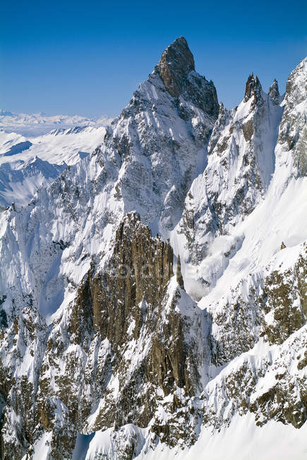 Aiguille Noire de Peterey, Massiccio del Monte Bianco, Courmayeur, Valle d 'Aosta, Italia - foto de stock