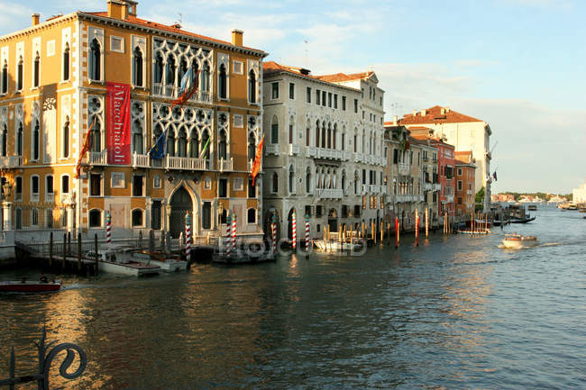 Canal Grande, Palazzo Cavalli-Franchetti, Sestiere San Marco, Venice, Veneto, Italy — Stock Photo