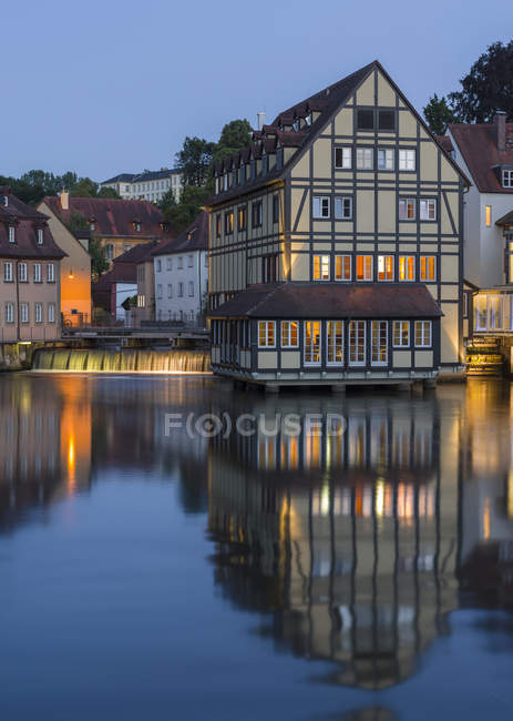 Altstadt und Fluss Regnitz. Bamberg in Franken, ein Teil von Bayern. Die Altstadt ist UNESCO-Weltkulturerbe 