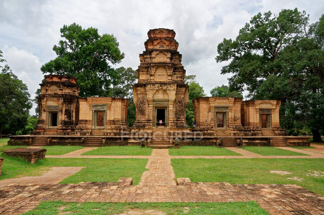 Temple of Prasat Pram (Prasat Bram), dated 9th to 12th century, temple complex of Koh Ker, Preah Vihear Province, Cambodia, Indochina, Southeast Asia, Asia — Stock Photo