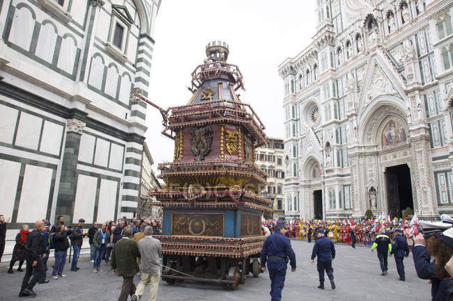 Cathedral square, the explosion of the cart on Easter day, Florence, Tuscany, Italy, Europe — Stock Photo