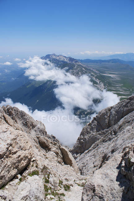 View of Emperor Field from the Peak of the Gran Sasso, Abruzzo, Italy, Europe — Stock Photo