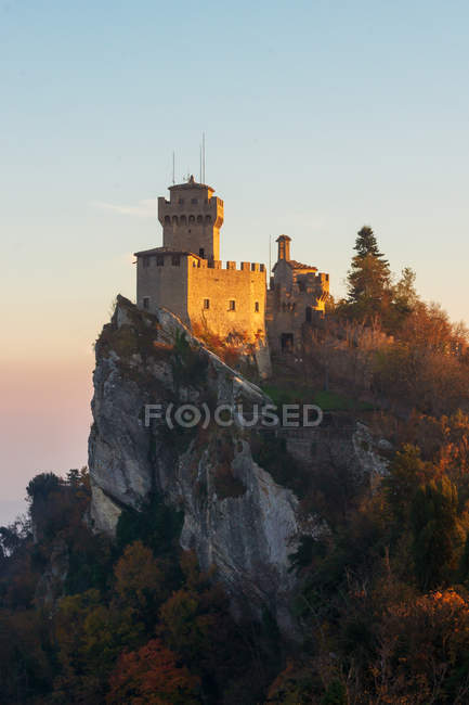 Fortaleza La Guaita, Monte Titano, República de San Marino, Europa - foto de stock