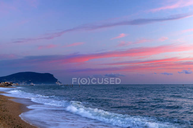 Seascape, Vista Monte Conero de Porto Recanati, Nascer do sol, Marche, Itália, Europa — Fotografia de Stock