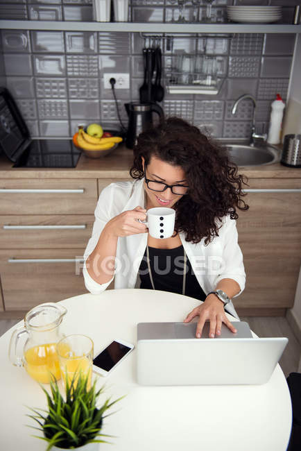 Travailler à domicile — Photo de stock