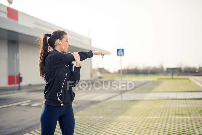 Muscles des bras qui coulent — Photo de stock