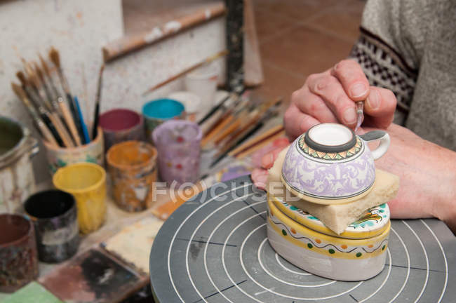 Caltagirone décorateur de poterie — Photo de stock