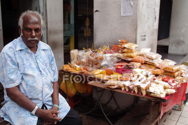 Banco Street food a Kuala Lumpur, Malesia — Foto stock