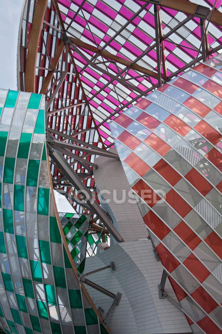 Museum für zeitgenössische Kunst der Louis-Vuitton-Stiftung — Stockfoto