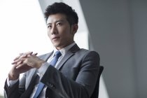 Portrait d'un cher homme d'affaires chinois — Photo de stock