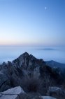 Sunrise view from mountain Taishan in China — Stock Photo