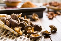 Dried shiitake mushrooms, close up shot — Stock Photo