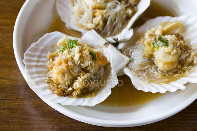 Chinese braised scallops dish, close-up — Stock Photo