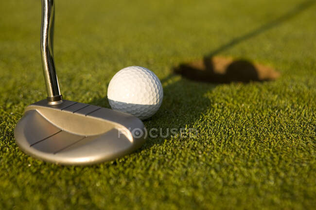 Le gimme putt, concepts de golf — Photo de stock