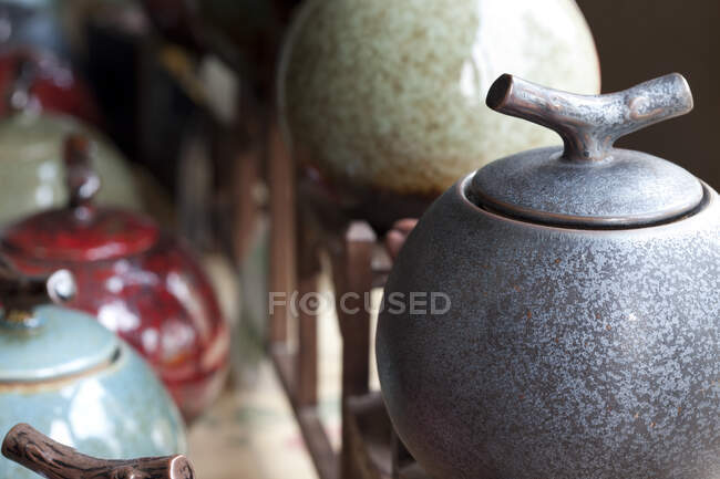 Tradizionale cinese caddies tè in ceramica — Foto stock