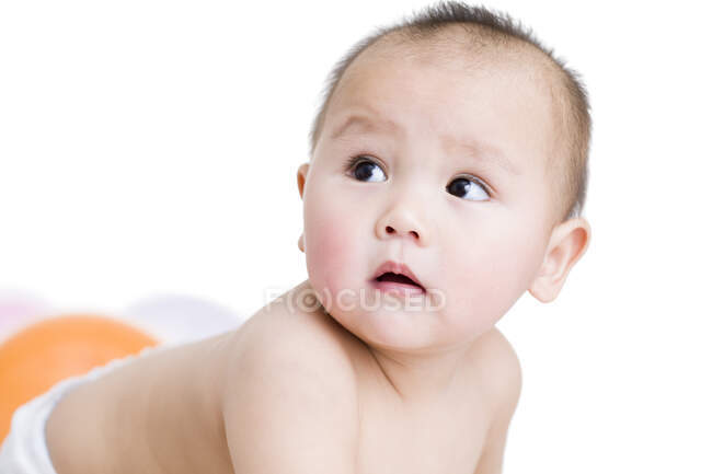 Lindo niño chino bebé - foto de stock