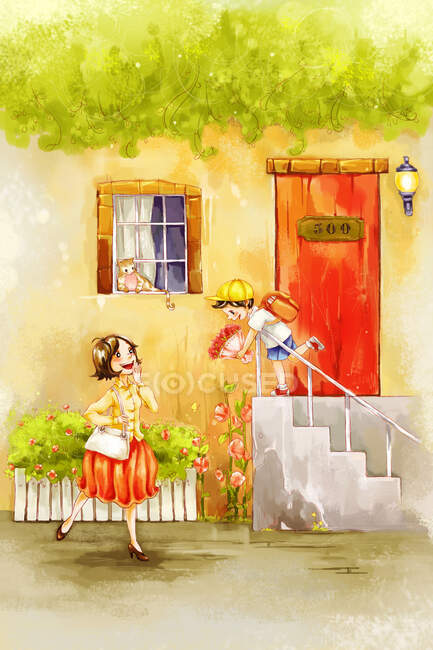 Син дає мамі квіти, що стоять на сходах біля будинку — стокове фото