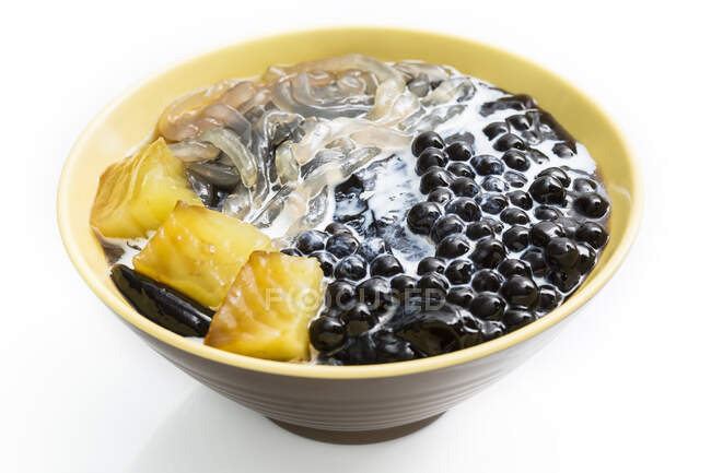 Sweet chinese food, bowl with tapioca — Stock Photo