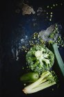 Verduras verdes frescas - foto de stock