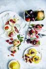 Crostate di frutta fresca deliziosa — Foto stock