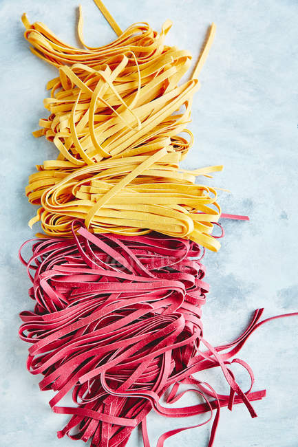 Pasta cruda colorata — Foto stock