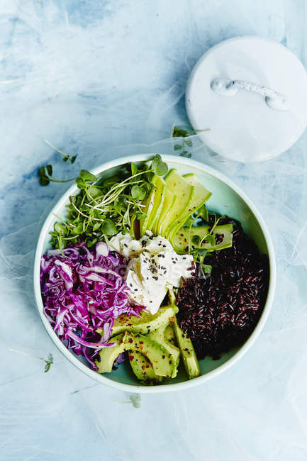 Салат з свіжих органічних — стокове фото