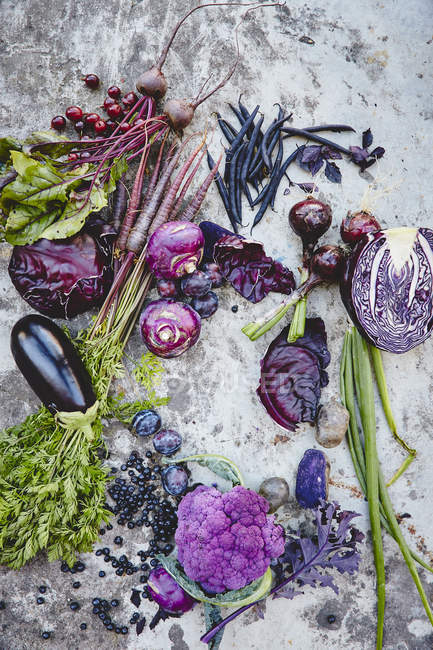 Fresh healthy organic vegetables — Stock Photo