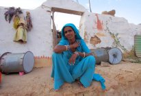 Mujer india seria - foto de stock