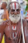 Uomo locale non identificato nello stato di Andhra Pradesh, Tirumala, INDIA — Foto stock
