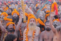 Crowd at Kumbh Mela festival, the world's largest religious gathering, in Allahabad, Uttar Pradesh, India. — Stock Photo