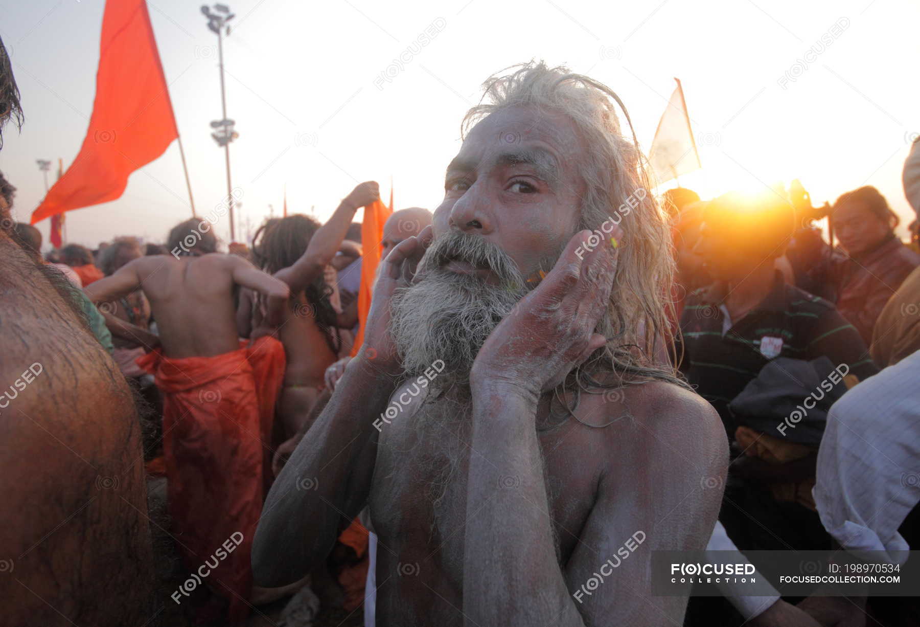 Fotos: Indianos celebram o festival religioso Maha Kumbh Mela - 14/01/2013  - UOL Notícias