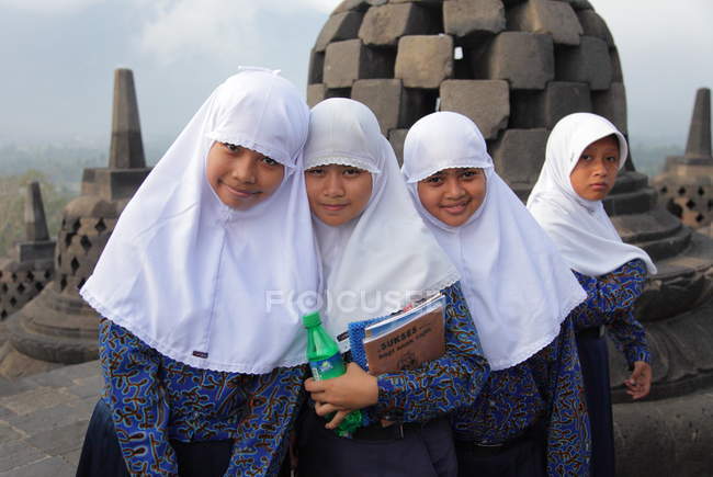 Portrait of girls in hijab — Stock Photo