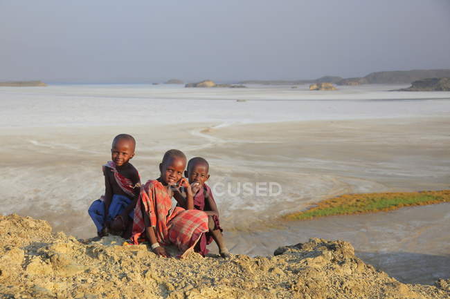 Дети племени Масаи в Танзании — стоковое фото