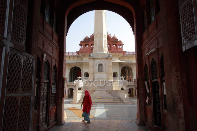 Templo en Ajmer (India. Estado de Rajastán ) - foto de stock