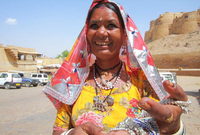 Красива індійська жінка — стокове фото