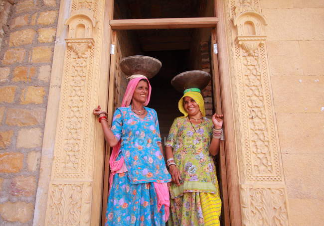 Belles femmes indiennes — Photo de stock