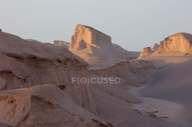Kerman província-Shafi Abad aldeia e Kaluts (Dasht-e Lut deserto ) — Fotografia de Stock