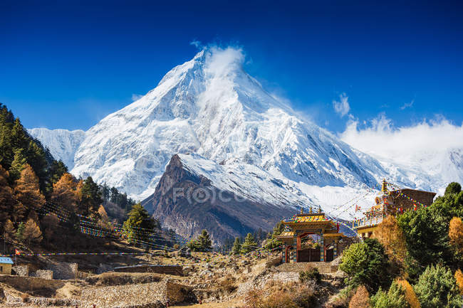 Himalayas mountain landscape — Stock Photo