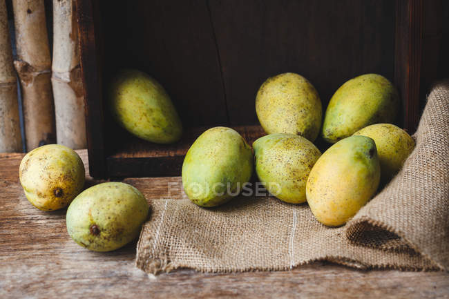 Ripe Mango Fruits — Stock Photo