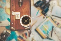 Чашка кави з силует літака — стокове фото