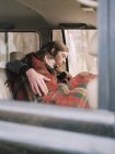 Ouple taking a nap in their car — Stock Photo