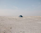 Tente bleue sur Bonneville — Photo de stock