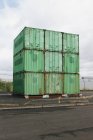 Грузовые контейнеры — стоковое фото