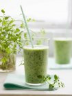 Healthy green smoothie — Stock Photo