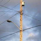 Telephone pole and wires — Stock Photo